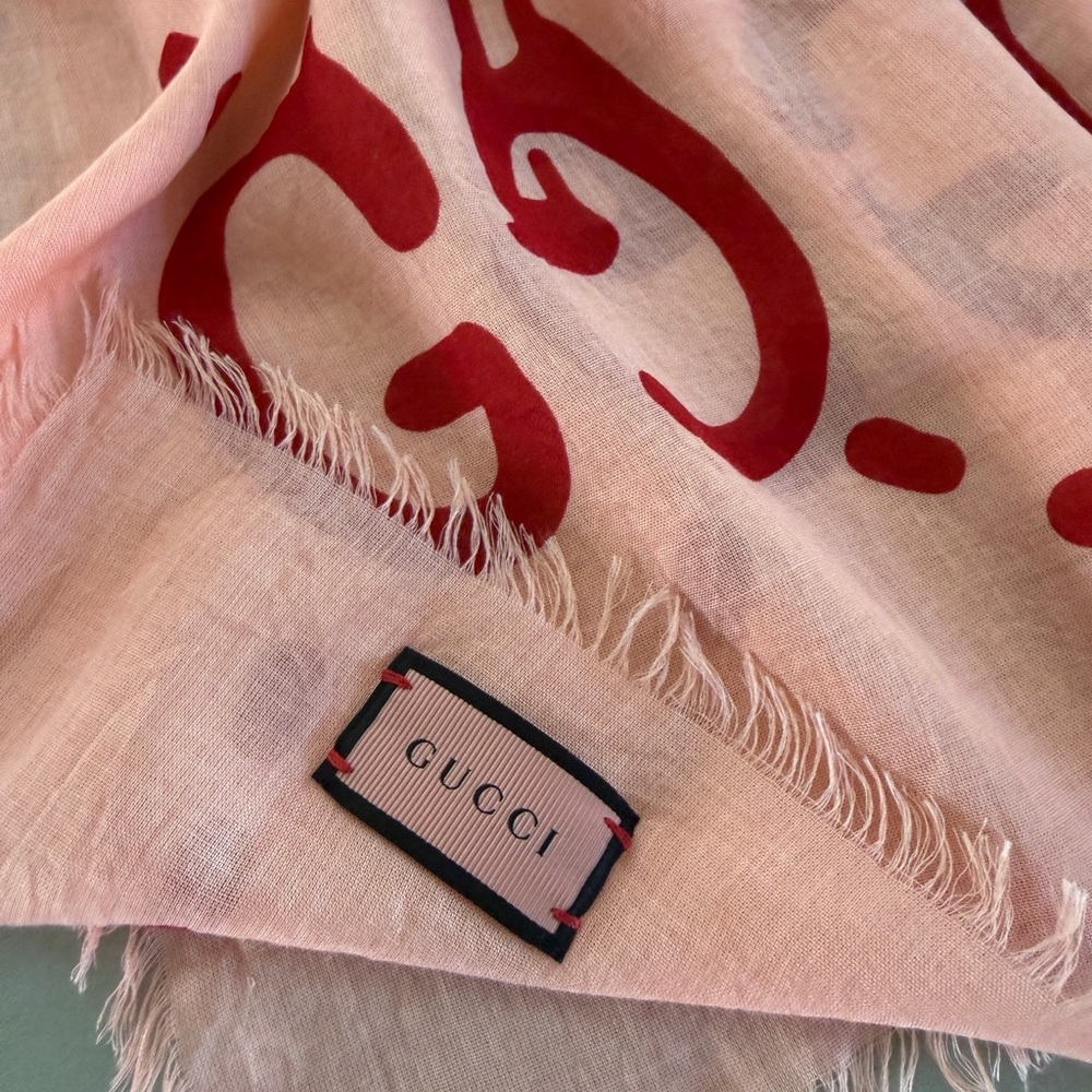 Gucci Pink and Red Logo Cotton-Blend Scarf/ Wrap 140x 140 cm